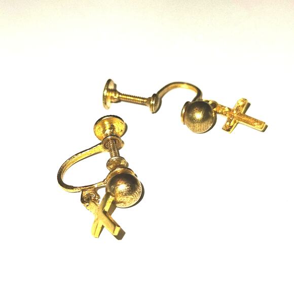 Divine Gold: Screw Back Cross Earrings - Picture 4 of 11